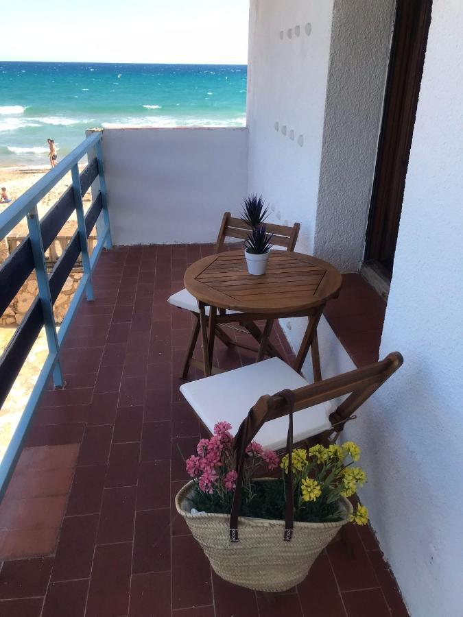 El Faro Apartaments Platja Llarga-Les Salines-Tgn Tarragona Bagian luar foto