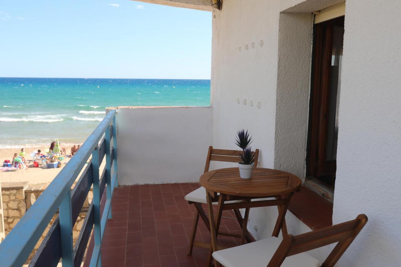El Faro Apartaments Platja Llarga-Les Salines-Tgn Tarragona Bagian luar foto