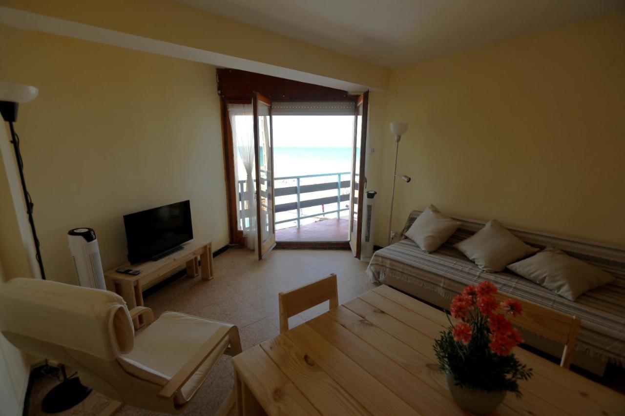 El Faro Apartaments Platja Llarga-Les Salines-Tgn Tarragona Bagian luar foto